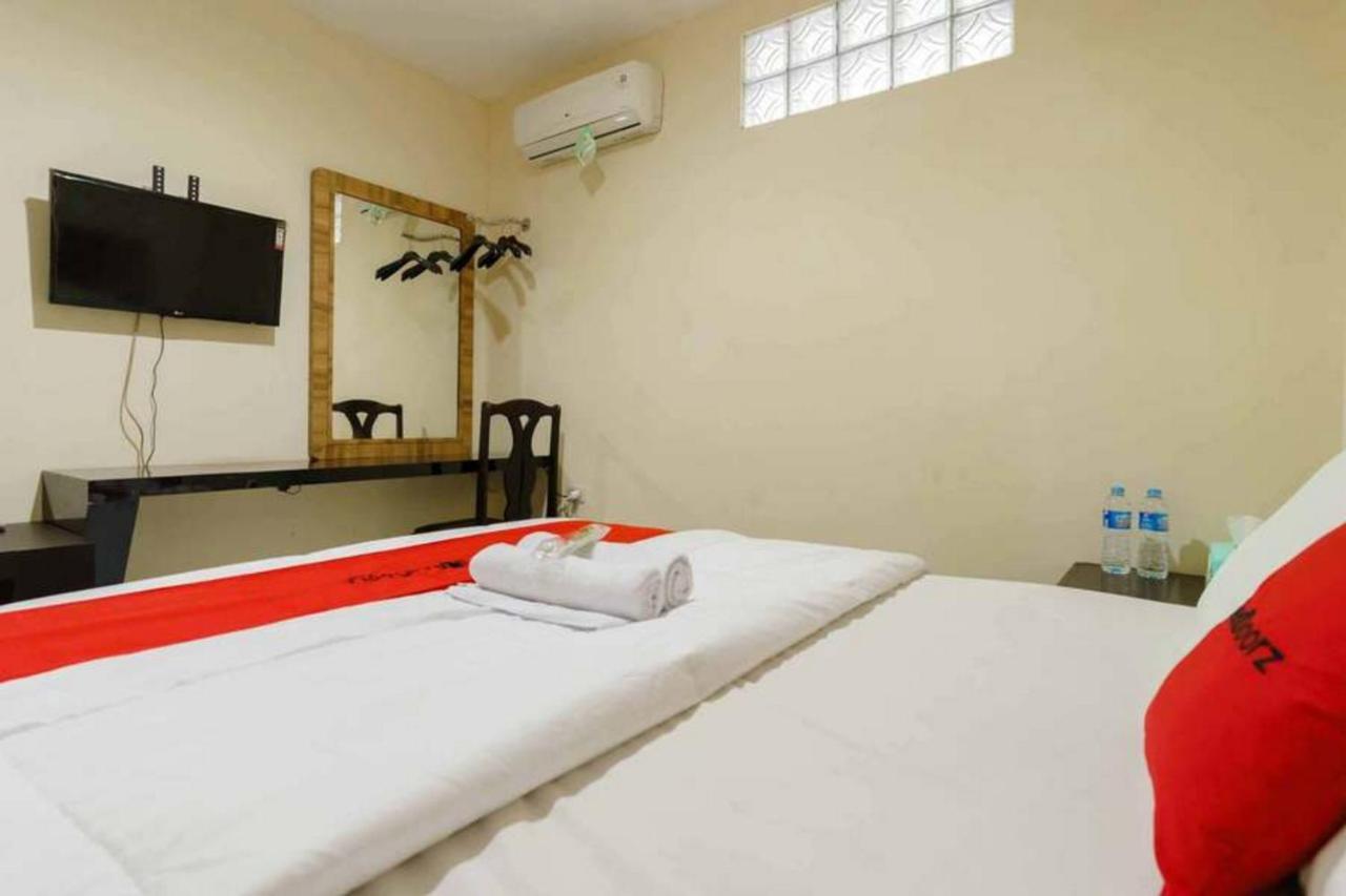 Reddoorz @ Dwipa Wisata Hotel Bandar Lampung Kültér fotó